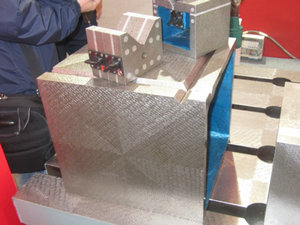 大理石平臺與數(shù)控機床的關(guān)系